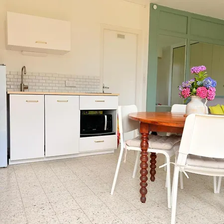 Le Nid D'a Cote Guest house